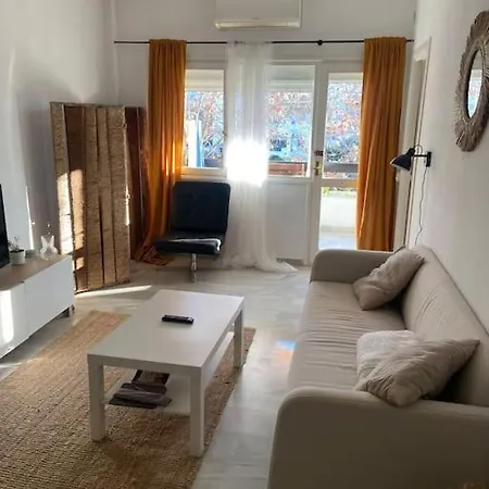 2 Bedroom Flat In Golden Mile For 4 People Max * Marbella