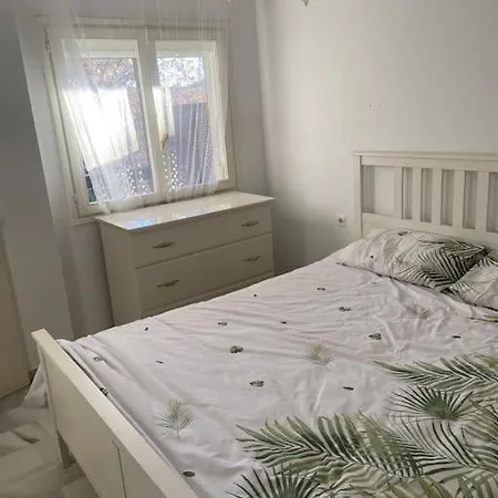 Apartment 2 Bedroom Flat In Golden Mile For 4 People Max *