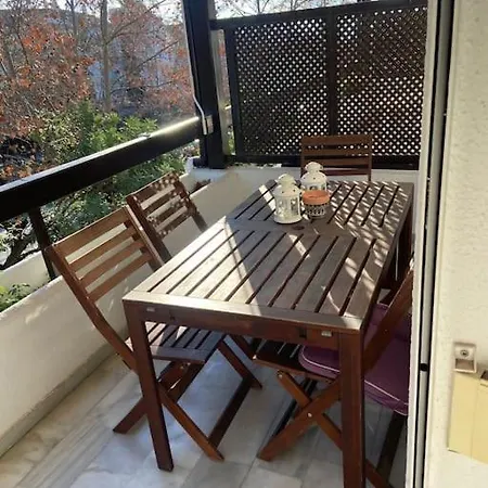 Apartment 2 Bedroom Flat In Golden Mile For 4 People Max *